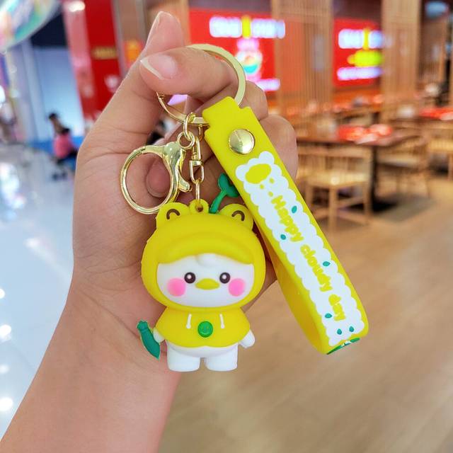 (Yellow) Vibrant Raincoat Duck Keychain Silicone Charm Perfect For Festivals And Celebrations