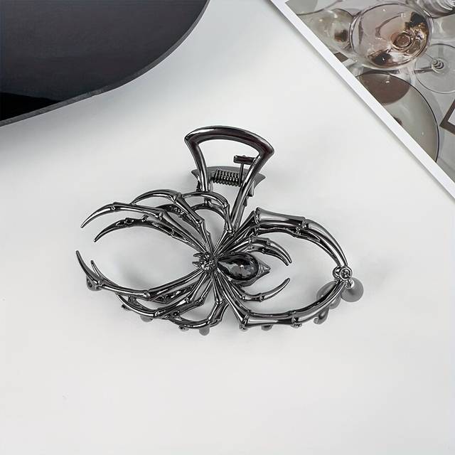 (FS1875A) Zinc Alloy Gothic Punk Hair Claw Clip - Elegant Vintage-Inspired Spider Design with Faux Pearls