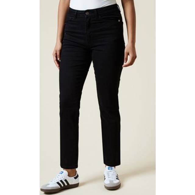 Womens Petite Comfort Stretch Slim Mom Jean - Black - 8