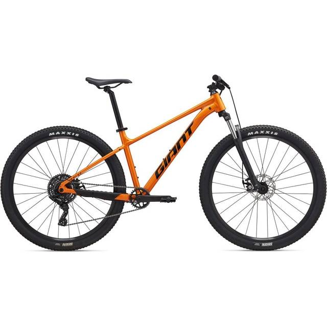 2025 Talon 4 in Radiant Orange