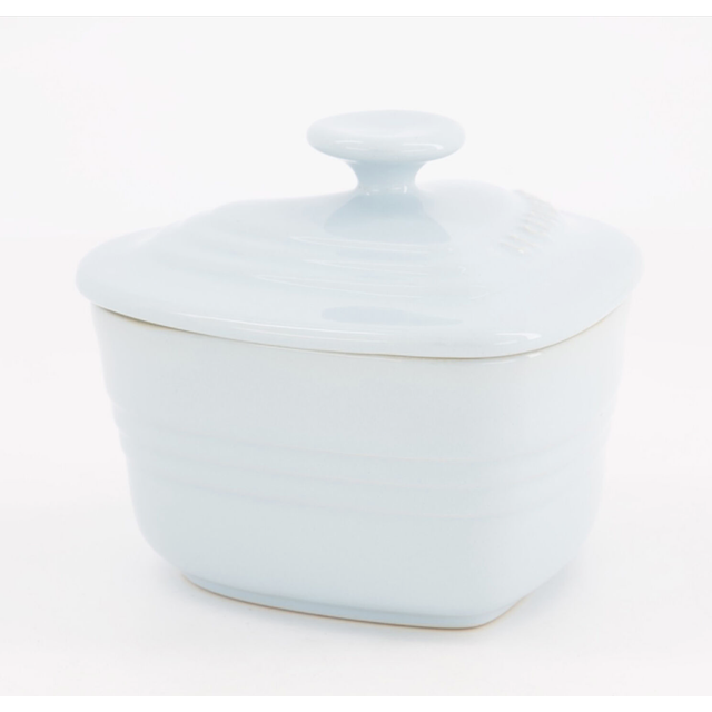 Le creuset coastal blue lidded stoneware ramekin new.