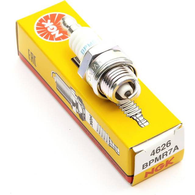 Spark Plug NGK BPMR7A Fits Stihl Chainsaw 1191T 020T 021 023 024 025 026 028 029
