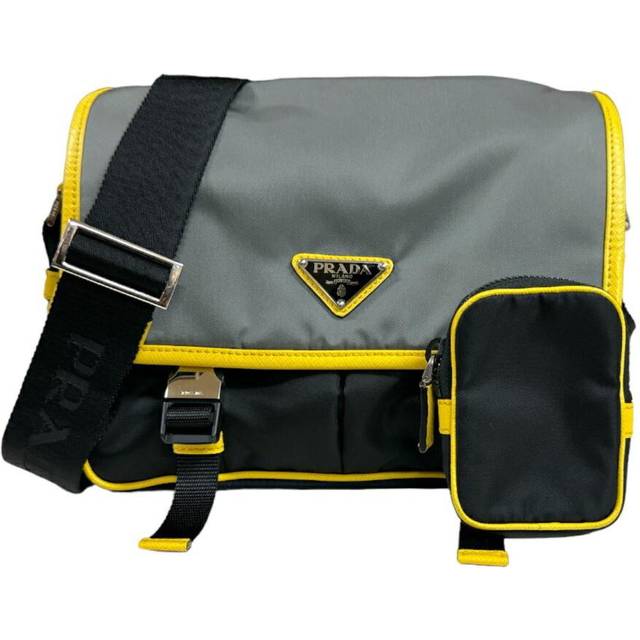 Prada Vintage Crossbody Bag Stl. - Från Magasin - Multicolor (H 21cm x W 25cm x D 10.5cm)