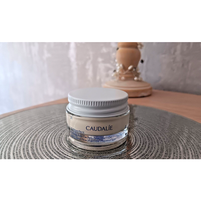 Freebie: Caudalie Vinoperfect Dark Spot Niacinamide Moisturiser 15ml