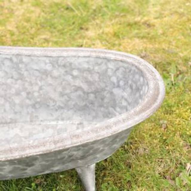Large Rustic Grey Metal Bath Planter Pot - 45cm x 43cm Material: Garden