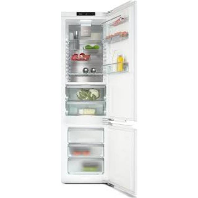 Miele KFN7844C 56cm Built-In Fridge Freezer