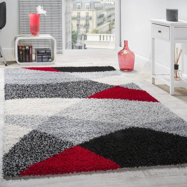 Shaggy rug long pile fluffy geometrically patterned grey black red