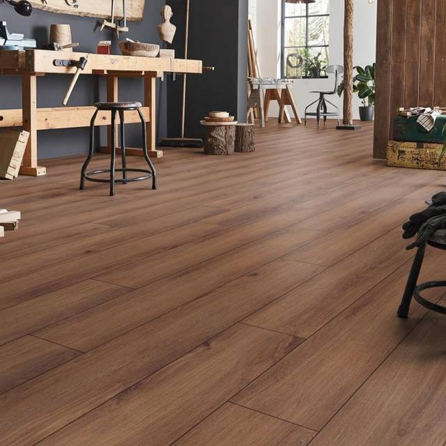 Kronotex Norfolk Oak Coffee - Robusto Villa 12mm Laminate Flooring (124610)