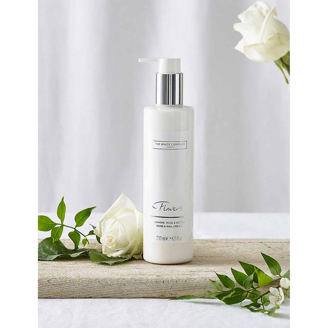 The White Company / Flowers Hand and Nail Cream 250ml 1 Size - NONE/CLEAR