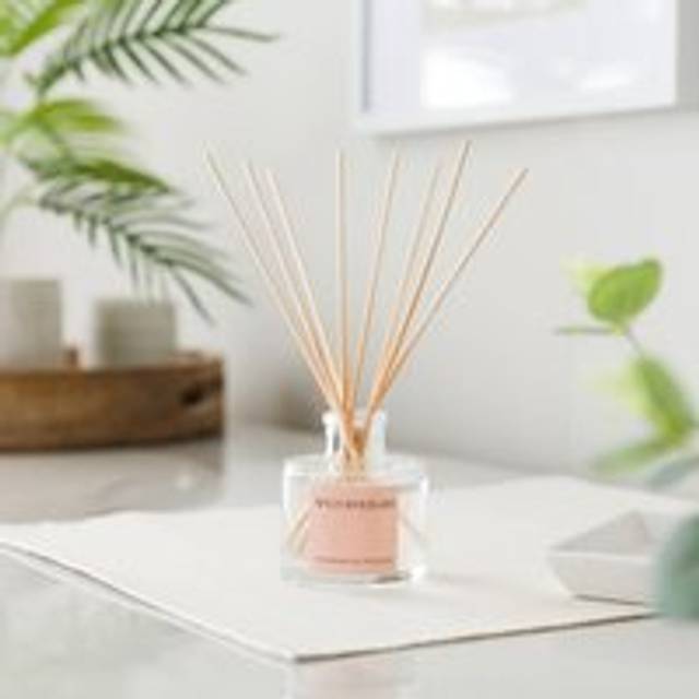 Wild Rhubarb Diffuser - Clear