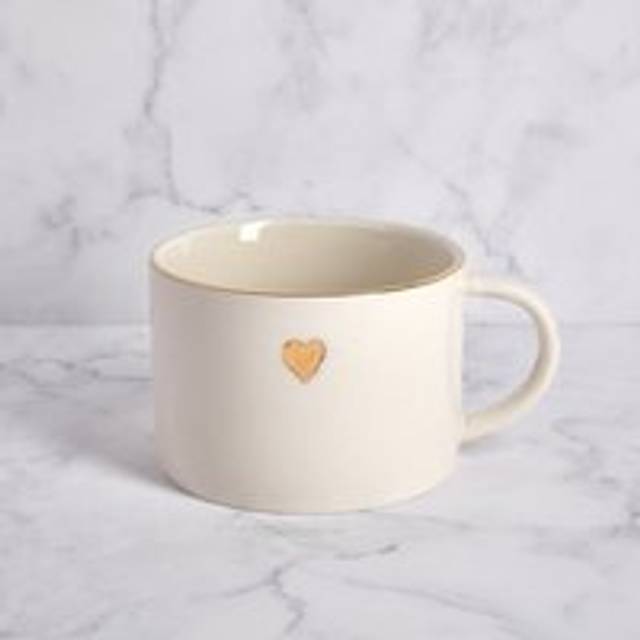 Minimal Luxe Heart Mug - Cream