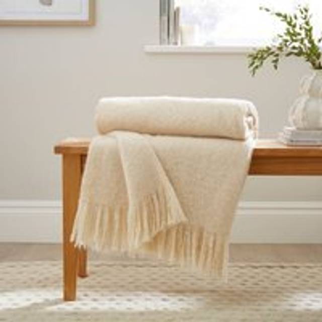 Brushed Boucle Throw Blanket - Boucle Ivory