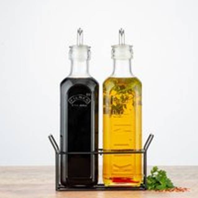 Kilner Set of 2 0.6 Litre Oil Bottles with Metal Rack - Clear
