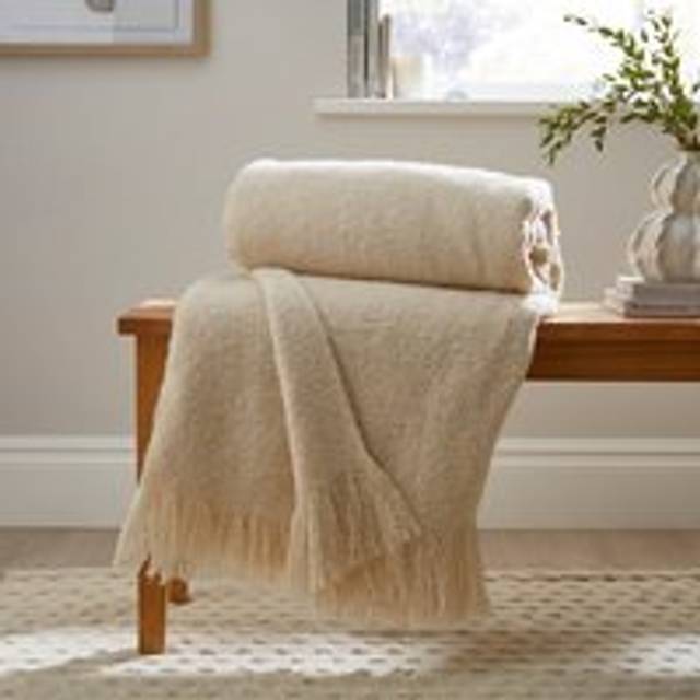Brushed Boucle Throw Blanket - Boucle Ivory