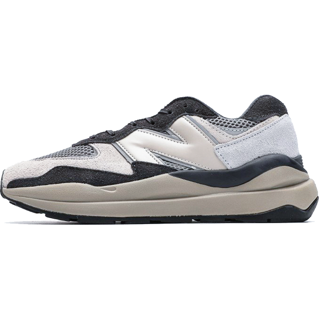 New Balance 57/40 'Grey Black' size? Exclusive M5740SP1 - White/Grey
