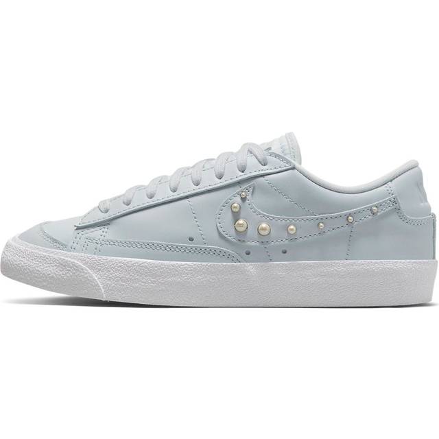(WMNS) Nike Blazer Low'77 SE 'Blue White' DV2111-001 - Blue/White - 12