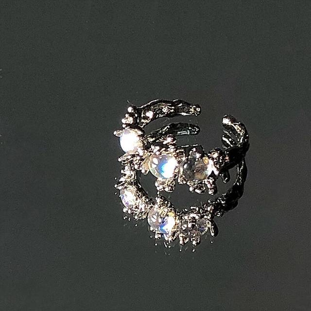 (OV5675802) Retro Gothic Silver Color Heart Metal Ring For Women Girls Vintage Y2k Crystal Open Rings