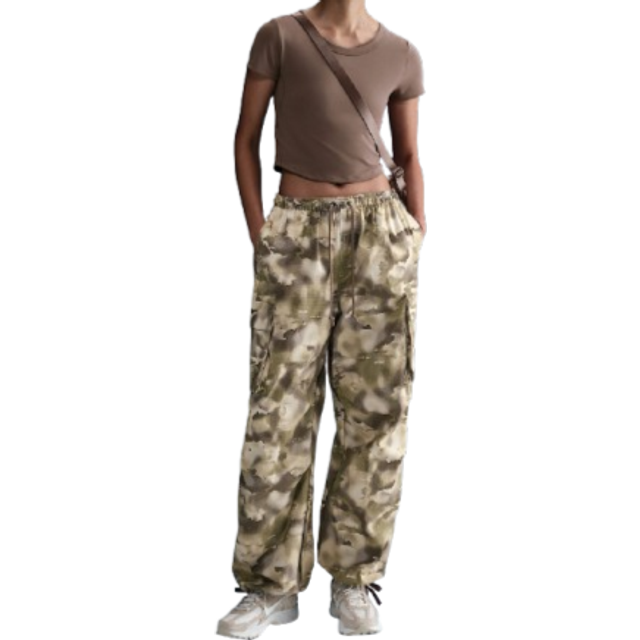 Women s Oversized Camo Cargo Pants Light Orewood Brown / Sail - Multicolor (S)