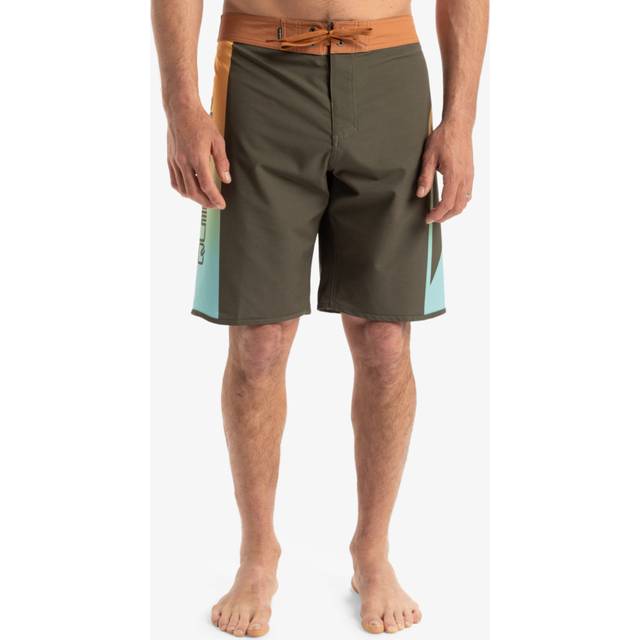 Surfsilk Holmes 20" - Board Shorts for Men