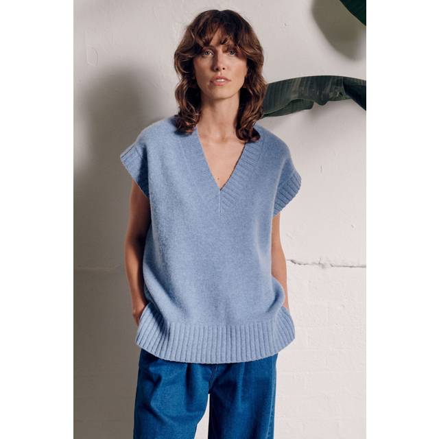 VIVERE Iva Knitted V-Neck Pure Wool Tank Top, Soft Blue