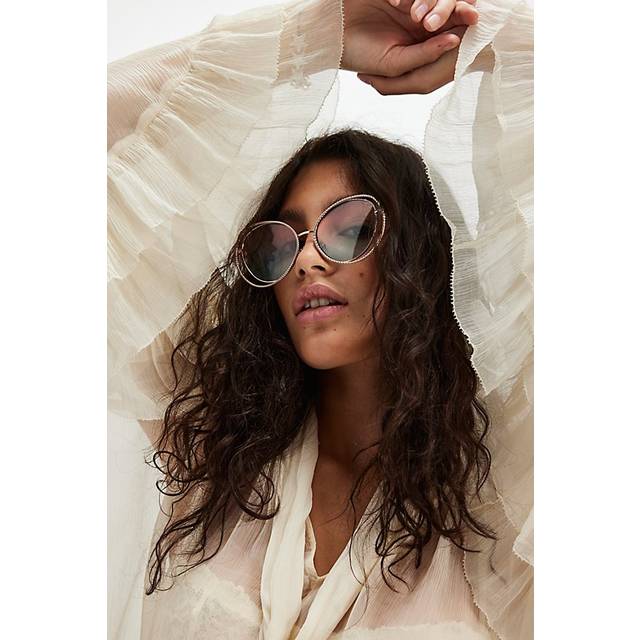 Blossom Novelty Oversized Sunglasses in Gold/Peach Chambray Lens