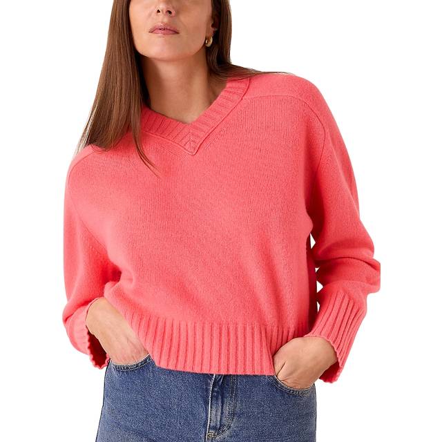 Ribbed Trim Wool Sweater - PINK - London-based brand Whistles is renowned for creating timeless pieces with contemporary edge. Understated yet of-the-moment, each piece is carefully created with high-low dressing in mind. From cosy knits and relaxed jeans to slip skirts and floral dresses, Whistles is your one stop shop for creating the ultimate capsule wardrobe.