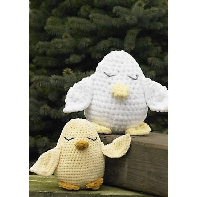 James c brett chunky and super chunky egbert & chuckles crochet pattern jb931