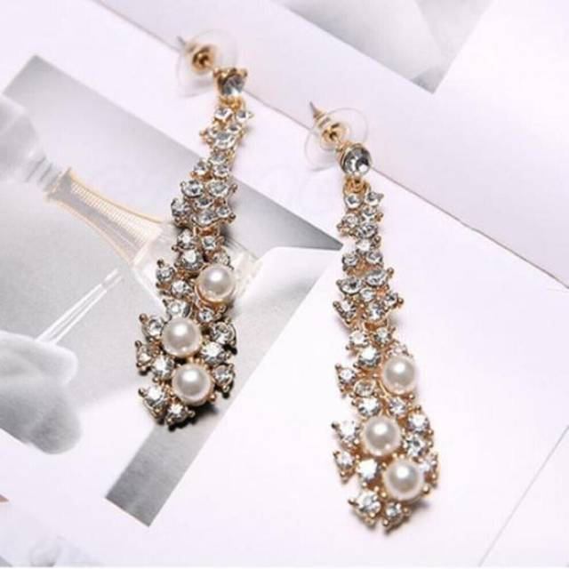 Elegant Chic Women Lady&apos;s Rhinestone Dangle Chandelier Earrings Jewelry
