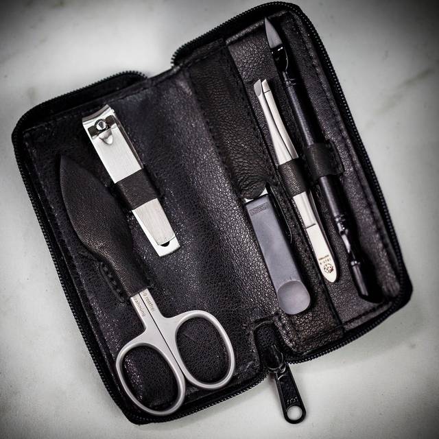 Sonnenschein Solingen Solingen 5-Piece Manicure Set with Zip Leather Case - can be Engraved or Personalised - Black