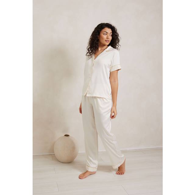 Chelsea Peers Satin Lace Trim Pyjama Set