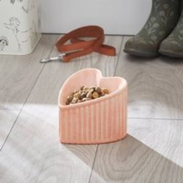Heart Ribbed Pet Bowl - Apricot