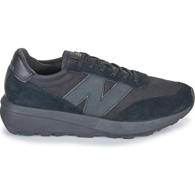 New Balance 370 Trainers in Black