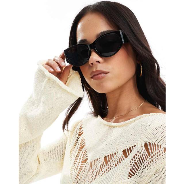 New Look Black Oval Frame Sunglasses