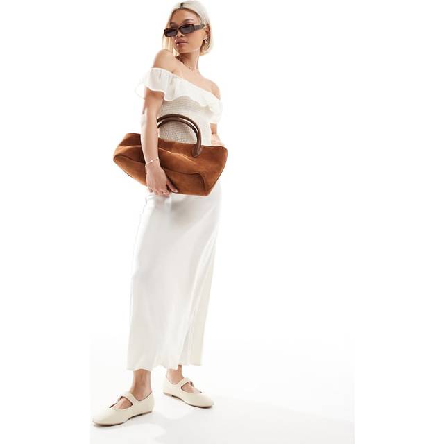 Stradivarius – Ljusgul midikjol i satin