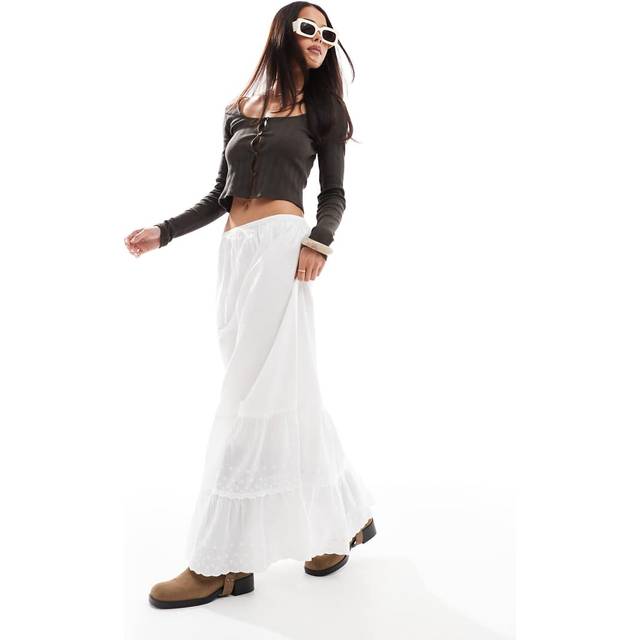 Stradivarius Flowing embroidered midi skirt White M