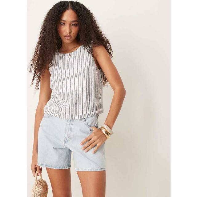 Abercrombie & Fitch – Ljusblå, klassiska lediga shorts med hög midja och fransig fåll