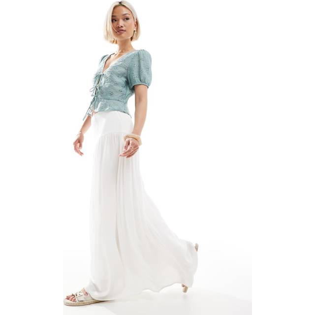 Stradivarius Contrast flowing midi skirt White XL