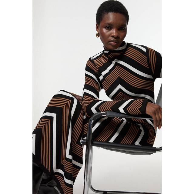 Contrast Stripe Detail Knitted Maxi Dress - Brown