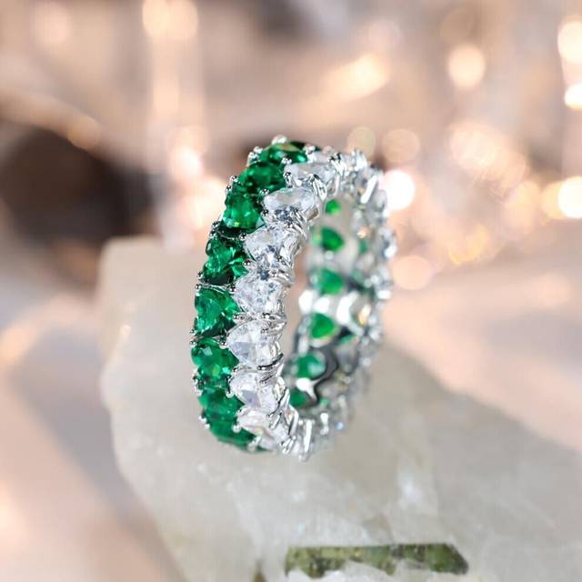 (green, 6) Heart Cut Green White Stone Cz Circle Ring Love Heart Double Row Engagement Ring Wedding Band Eternity Ring Valentine&apos;s Day Gift