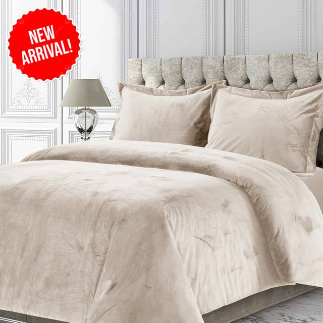 (Beige, Double Size Bedspread) Velvet Quilted Bedspread Set with Pillow Shams - Faux Fur & Microfiber Bedding (Double, King, Super King) - Hypoallerge