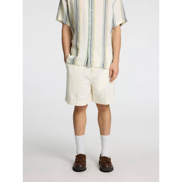Loose Fit  Chino Shorts
