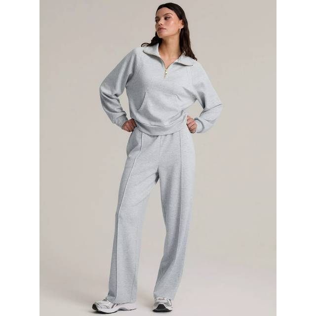 Chelsea Peers LuxeComfort Scuba Sweatshirt