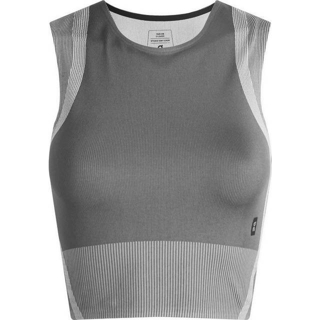 On Gray Studio Knit Crop Sport Top - Rock | Glacier - XL