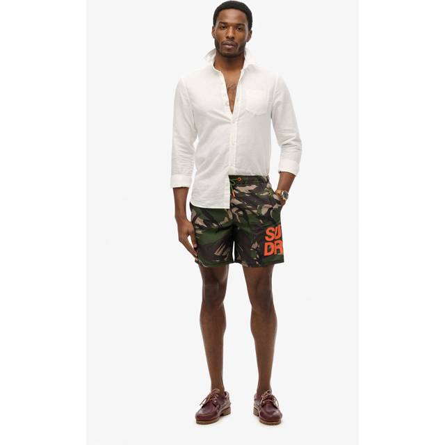 Superdry Men's Sportswear 43,2 cm Badeshorts mit Logo Grün - Größe: M