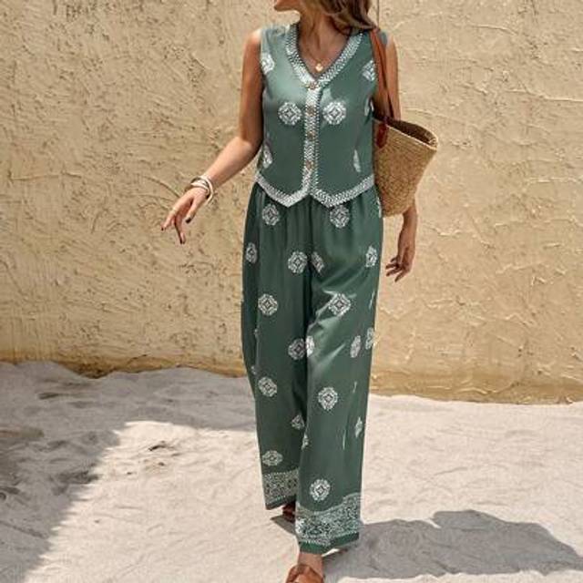 SHEIN 2pcs Women Vacation Casual All-Over Print Vest & Pants Set