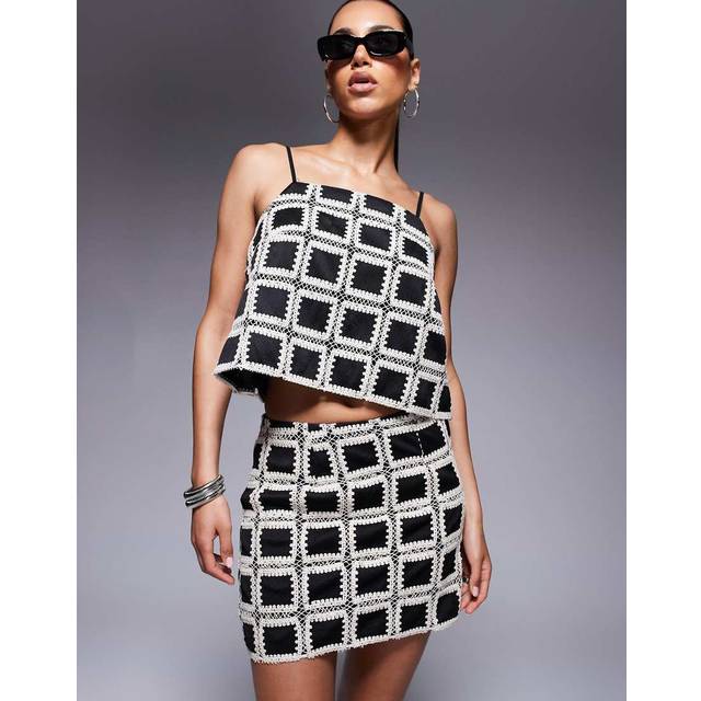 River Island Womens Black Sleeveless Crochet Detail Top - 8
