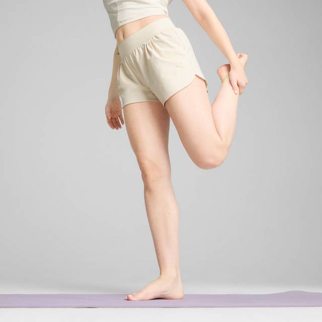 Women's Puma MOVE CLOUDSPUN Shorts, White, Size 3XL, Clothing