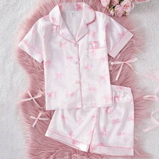 SHEIN 2pcs Preteen Girls Cute Bow Print Collar Cardigan Short Sleeve Top And Casual Shorts Set, Comfortable Pajama Outfit