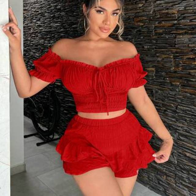SHEIN Plus Size Women&#39;s Off-Shoulder Summer Seaside T-Shirt With Puff Sleeves And Front Tie Ruffles, Suitable For Everyday, Music Festival, Concert, Carniva
