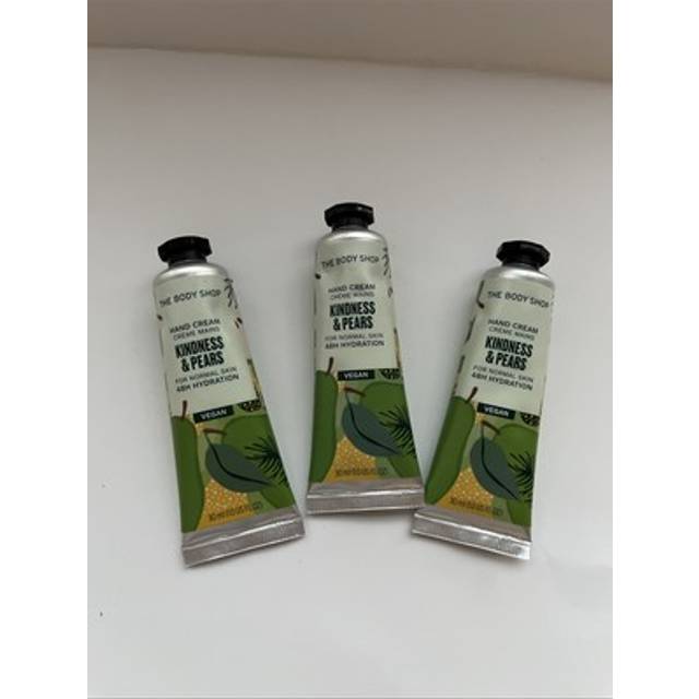 The body shop kindness & pears hand cream